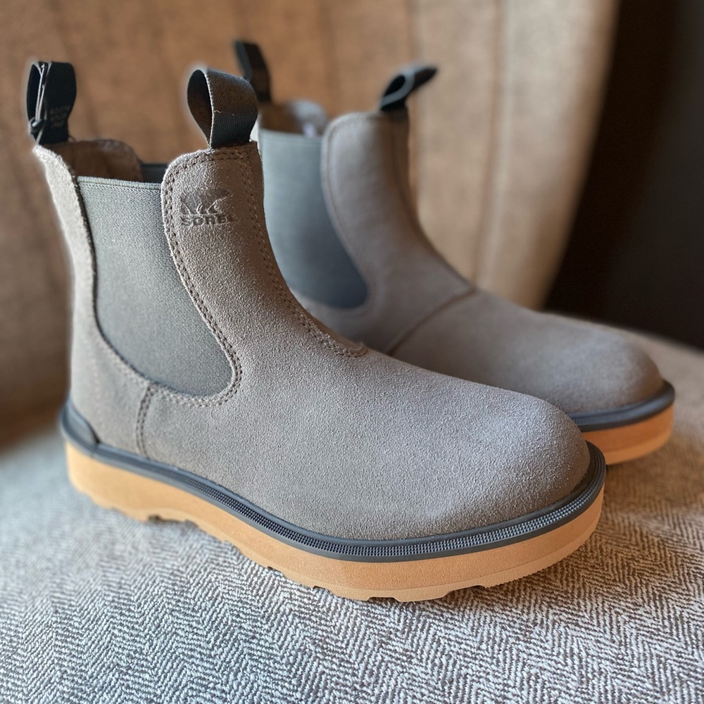NEW Sorel Chelsea hi-line